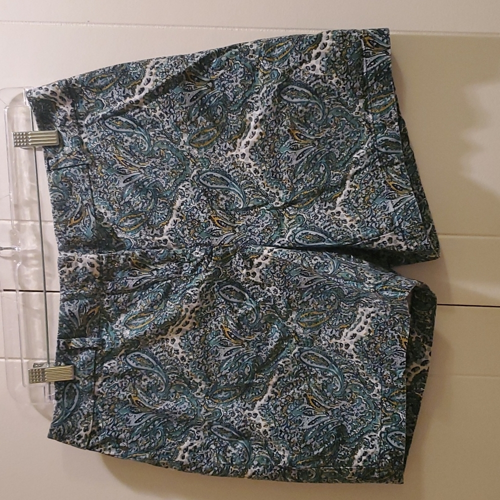 Talbots teal/white paisley shorts  Size 10P NWOT